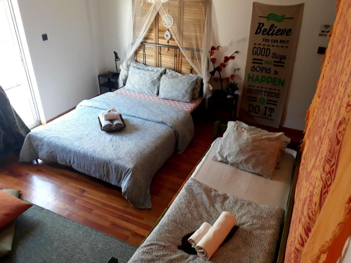 Urban Yoga House Hostel & Retreat Янина Экстерьер фото